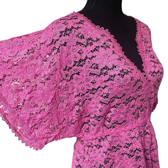 Mudd Hot Pink Sheer Lace Short Kimono Sleeve Babydoll Top - Picture 2 of 5